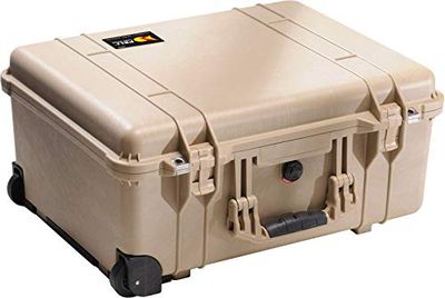 PELI 1560 Valigia di grandi dimensioni per apparecchi fotografici e strumenti fragili, IP67 Impermeabile e a prova di polvere, Capacità di 44L, Prodotto in Germania, Senza schiuma, Color sabbia