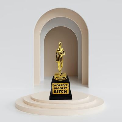 Grappige trofee "World's Biggest Bitch" - Decoratieve graptrofee - Mad Monkey