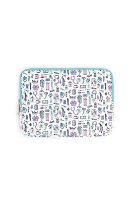 Laptop sleeve up to 14" Enfermera en Apuros White color, with nursing utensils design and PVC handle with Nurse shape. Padded and reinforced with zipper.
