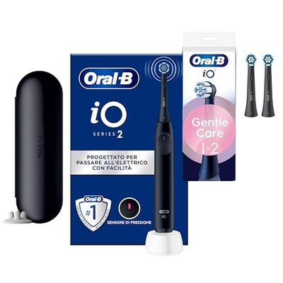 Oral-B Spazzolino Elettrico iO 2 Nero con 1 Testina + 2 Testine Oral B di Ricambio iO Series Gentle Care Nere Delicate Sulle Gengive, 1 Spazzolino Elettrico Oral B e 3 Ricambi Spazzolini Elettrici