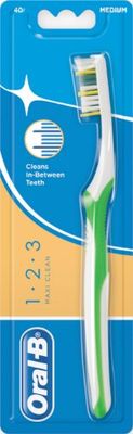 Oral-B Brosse à Dents Manuelle Maxi Clean Medium