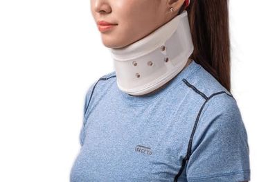 The Shape Label™ - Cervical Brace Lite™ Neck Brace | Collier médical pour le soutien du cou, L