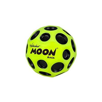 Waboba Moon Pelota de Goma para Interiores y Exteriores, Juego para Niños de Todas las Edades y Adultos, Juguete de Estimulación Sensorial - Amarillo (6.3cm)