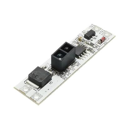 VoltShine Driver LED a infrarossi: regola la luce con precisione per creare l'atmosfera ideale nella tua casa. Personalizza l'illuminazione a tuo piacimento, perfetta per qualsiasi spazio.