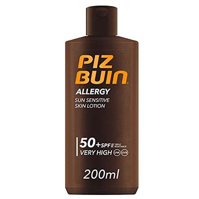 PIZ BUIN Allergy Latte Solare SPF 50+, Crema solare 50+ per pelli delicate e sensibili al sole, Protezione solare 50+ con filtro solare UVA/UVB, Latte solare SPF 50+ resistente all'acqua, 200 ml