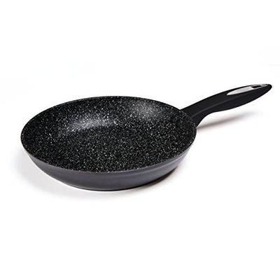 Zyliss E980064 Ultimate Antiadhésif Poêle à Frire Induction, 24cm/9.5in, Tous Feux Dont Induction, Noir, Aluminium, Garantie antiadhésive de 10 ans