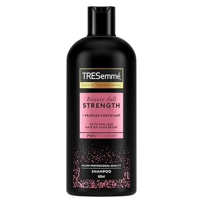 TRESemmé Biotin Repair Shampoo visibly repairs 7 types of damage in 1 use for dry, damaged hair 680 ml