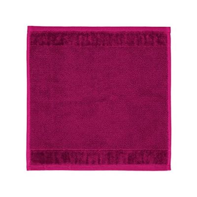 möve Bamboo Luxe zeepdoekje 30 x 30 cm van 60% katoen / 40% viscose van bamboecellulose, berry