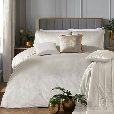 Laurence Llewelyn-Bowen - Luxury Velvet Duvet Cover Set - King Size (230 x 220cm) - 2 Pillowcases - Soft Touch - Designer - White Ivory