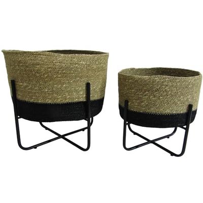 Set de 2 maceteros con pie de Mimbre y Metal en Natural y Negro 30x30x33 y 24x24x25cm