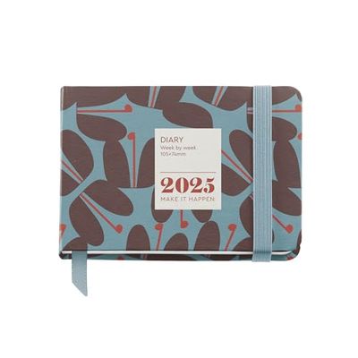 Miquelrius - Agenda 2025, Tamaño 105 x 74 mm, Agenda semana vista, Cubierta cartón forrado plastificado, Espiral, Cierre goma elástica, Papel 80 g/m², Español, Inglés y Portugués, Jessica