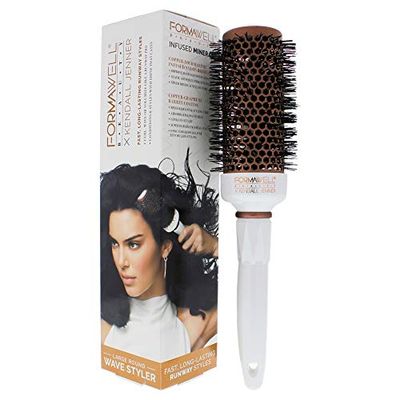 Kendall Jenner Beauty X Large Round Brush For Unisex 1 Pc Hair Brush