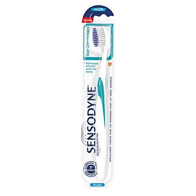 Sensodyne Spazzolino da denti Cura Interdentale, Morbido, Per Una Pulizia Delicata Dei Denti Sensibili Senza Danneggiare Le Gengive, Colore Casuale