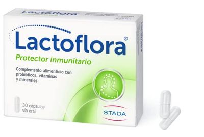 Lactoflora, Protector Inmunitario Adultos, Complemento Alimenticio con Probióticos, Vitaminas y Minerales, Refuerzo de Defensas y Energía, 30 Cápsulas