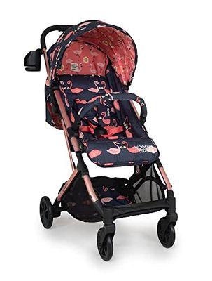 COSATTO Silla de Paseo WOOSH 3 - Silla Paseo Bebé Ligera hasta 25kg, Cochecito Bebé Ligero Plegable con Una Sola Mano, Compacto, Asa Telescópica, Cesta, Barra Protectora y Protector para Lluvia