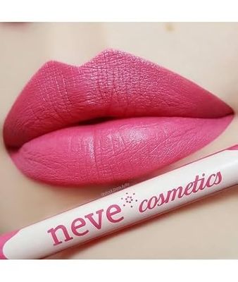 Neve Cosmetics Pastello Labbra dal colore pieno e coprente | Fenicottero