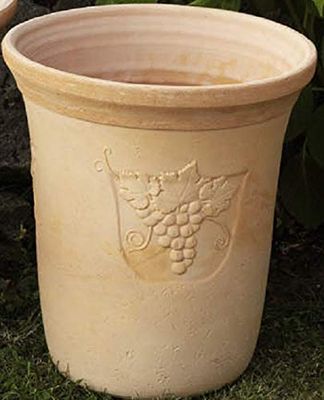 VASO IN TERRACOTTA CON UVA IN RILIEVO IN TERRACOTTA. VASO ALTEZZA CM. 42, DIAMETRO CM. 36 FIORIERA IN COTTO NATURALE GIARDINAGGIO MADE IN ITALY