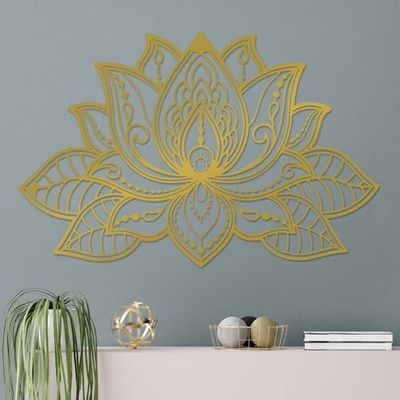 Elegant Gold Decorative Metal Wall Accessory, 91 x 59 cm, 100% Metal, 1.5 mm Thick, Lightweight 1.2 kg, Easy Wall Hanging for Stylish Decor