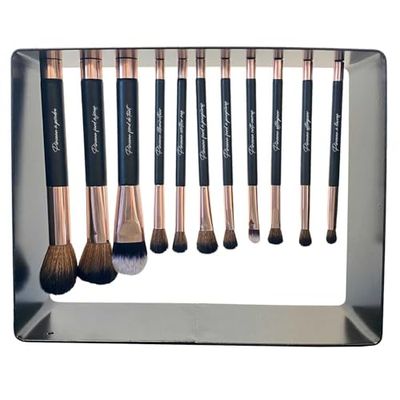 COSMETIC CLUB, SC0664, Set di 11 pennelli per Trucco, Design Magnetico Innovativo con Supporto Nero Rosa, Setole Sintetiche morbide e Resistenti, Applicazione precisa e Uniforme, Facile da Pulire