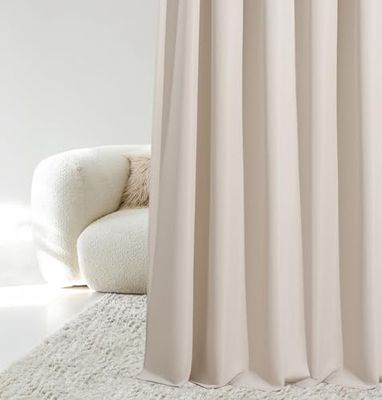 ROOM99 Rideau avec œillets Aura 140 x 250 cm Largeur x Hauteur, Décoration de Fenêtre, Curtains et Draperies intérieurs pour Salon, Chambre Moderne Lisse Beige Clair, 1 pièce