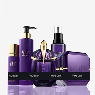 MUGLER Alien Eau De Parfum, Recargable, 30 ml + Recarga, 100 ml + Alien Loción Corporal Perfumada, 200 ml + Alien Crema Corporal, 200 ml + Alien Desodorante En Spray, 100 ml