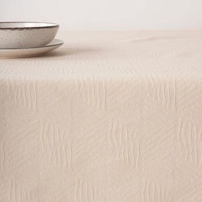 BELUM | Stain Resistant Jacquard Tablecloth Size 100 x 80 cm - Stain Resistant Extra Soft Touch Ecru Tablecloth Fabric 70% Cotton - 30% Polyester Model 31990C