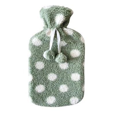 Bolsa de agua caliente 2L, color verde, uso para aliviar dolores, calentar camas y proporcionar confort térmico.
