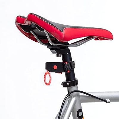 Led-fietslamp voor fiets: verhoog je veiligheid tijdens nachtwandelingen. Krachtige led en robuust ontwerp zorgen voor zichtbaarheid en verlichten je weg. Ideaal voor fietsers.