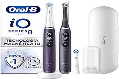 Oral-B iO 8 Brosses À Dents Électriques Rechargeables, Manches Violet Et Noir connectés Bluetooth Avec Technologie Magnétique, Cadeau Fêtes des Pères, 3 Brossettes, 1 Étui De Voyage
