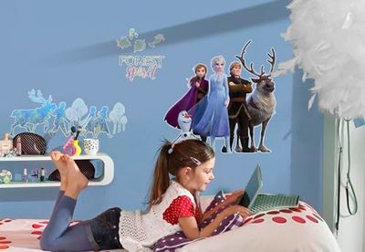 Komar Frozen Deco-Sticker Forest Spirit - Vinilo Decorativo para Pared (50 x 70 cm), diseño de Frozen