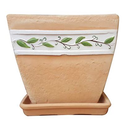 VASO CON DECORO CERAMICA E SOTTOVASO IN TERRACOTTA; VASO: LUNGHEZZA CM. 28, ALTEZZA CM. 25; PROFON. CM. 20. SOTTOVASO: CM. 24 X CM. 20 MADE IN ITALY