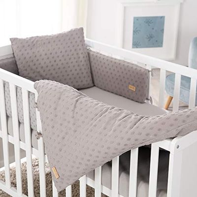 roba Coffret Bébé Bio Lil Planet - Linge de Lit : Housse de Couette 100 x 135 + Taie d'Oreiller 60 x 40 + Drap Housse + Barrière de Sécurité - Gris Argenté