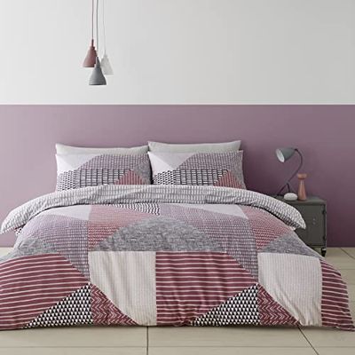 LARSSON GEO PLUM SET påslakan 200 x 200 + 2 (50 x 80)