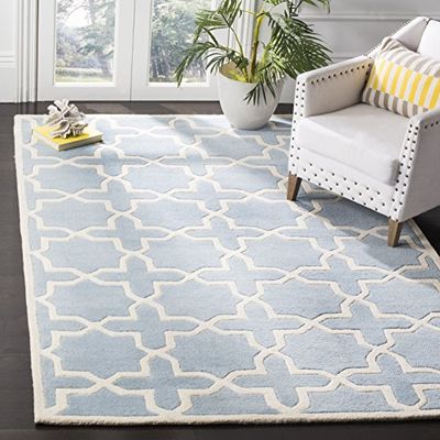 SAFAVIEH Tapis Contemporain Pour Salon, Salle à manger, Chambre à coucher - Chatham Collection, Tapis à poil court, Bleu et Ivoire, 152 X 244 cm