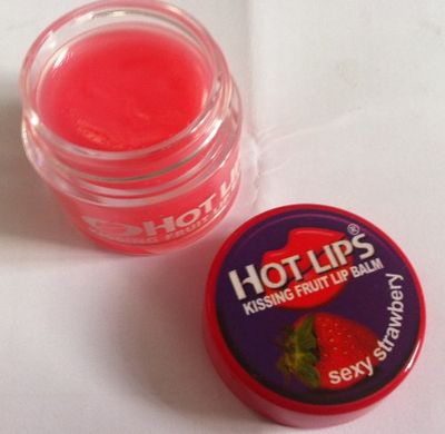 Hot Lips LIP Balm Sexy Strawberry 9 G, 0.32oz (9 Grams)