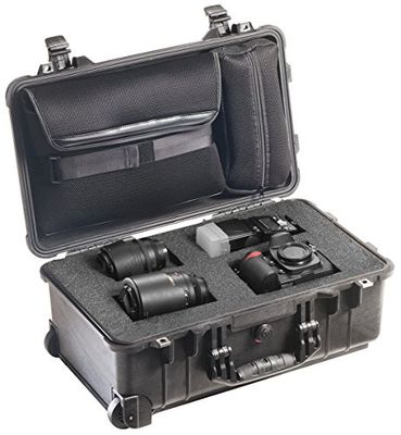PELI 1510-008-110E 1510LFC Mala de viagem impermeável com capa removível para portátil, IP67 estanque, 27L de capacidade, fabricada nos EUA, com espuma personalizável, cor preta