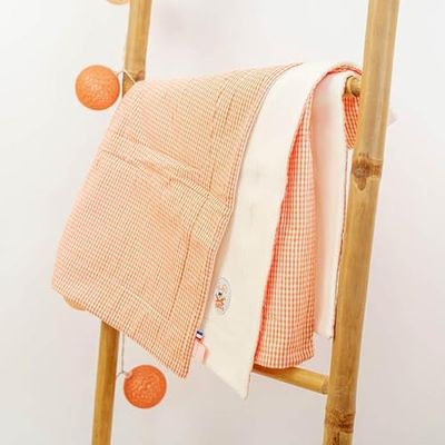 Mantas envolventes marca PAPATE. Modelo Couverture en Coton Bio Rex Vert et Blanc
