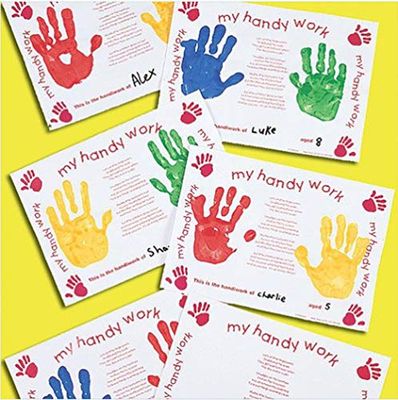 Baker Ross Handafdruk placemats met voorgedrukte gedicht voor kinderen om te beschilderen en te vormgeven, geweldig als geschenk - (10 stuks)