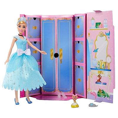 Mattel Disney Princesses Disney Cendrillon Royal Fashion Reveal Poupée et ami avec 12 éléments d’habillage et accessoires surprises, jouet inspiré du film Disney, cadeau pour enfants, HMK53