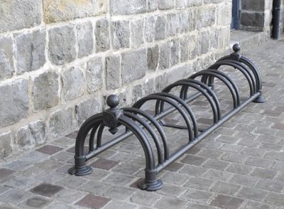 Mottez Versailles Estacionamento de bicicletas para 5 bicicletas, cor preta