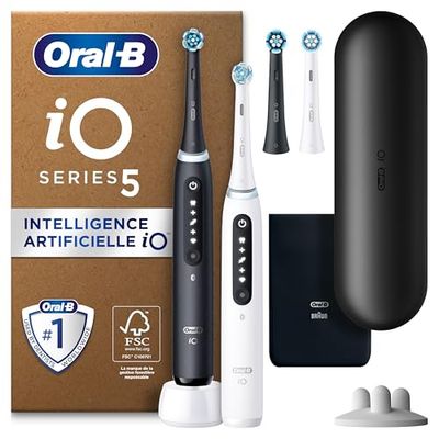 Oral-B iO 5 Duo 2 Brosses À Dents Électriques Pour Adultes, Noire Et Blanche, 5 Modes De Nettoyage Avec Sensible Pour Protéger Les Gencives, 4 Brossettes De Recharge, 1 Chargeur, 1 Étui De Voyage