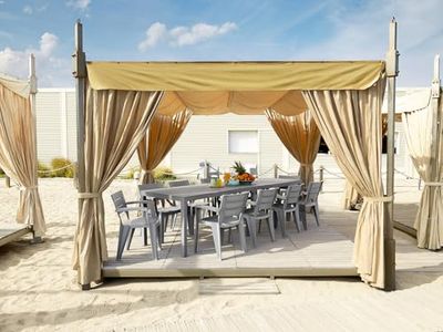 Dmora - Tavolo da Esterno Varda, Base per Picnic, Piano da Pranzo da Giardino Multiposizione, Banco Outdoor Multiuso, Made in Italy, 292x86 h74 cm, Grigio