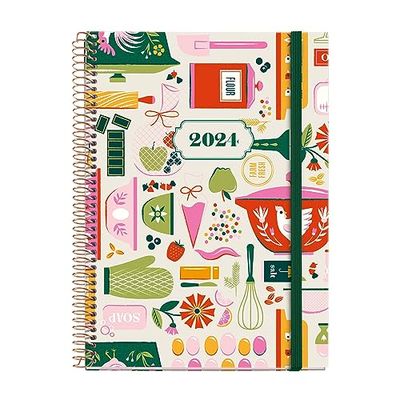 Miquelrius - Annual Planner 2024, Day Page, Plus Size 155 x 213 mm (similar A5), Hard Cover, Spiral Binding, Elastic Closure, Catalan, English and Portuguese, Sweet Home