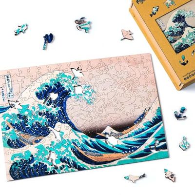 Figured'Art Puzzle in Legno per Adulti e Bambini, 200 Pezzi - La grande onda di Kanagawa di Hokusai - Design Originale 31,2x22 cm Forme Uniche, Confezione Premium in Legno, Idea regalo