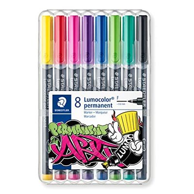 STAEDTLER Lumocolor, pennarelli indelebili, resistenti alle sbavature e impermeabili su quasi tutte le superfici, si asciugano in pochi secondi, spessore tratto F ca. 0,6 mm, 8 pennarelli in una