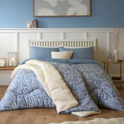 Night Lark - Cosy Sherpa Fleece Blanket - Fluffy, Thick & Reversible. Perfect for Sofas, Beds, Couch. Hypoallergenic. Single Bed Throw Blanket - Throw Blanket Sofa - Soft Blankets (Winter Wonderland)