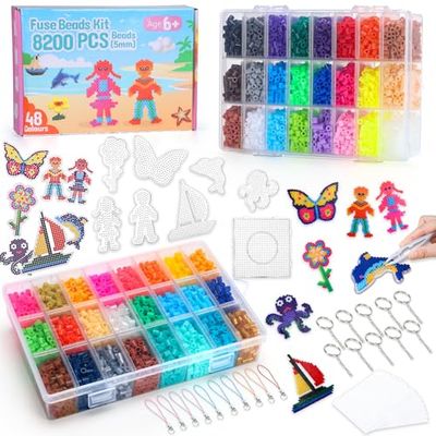 VynyQoo Perline da Stirare, 8200 Perline da 5mm in 48 Colori con Base per Perle, Carta da Stiro, Portachiavi, Pinzette – Kit Fai da te Creativo Adulti, Regalo di Natale per Bambini, Ragazzi e Ragazze