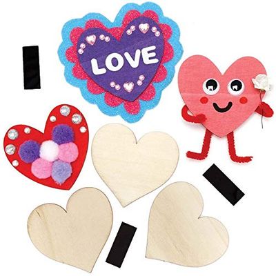 Baker Ross AX692 Imanes de Corazones - Paquete de 12, imanes para refrigerador para niños, Actividades de Pintura para niños, Ideal para el día de San Valentín