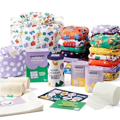 Bambino Mio, Reusable Nappy Set - The Changemaker Bundle, 20 x Nappies, Liners, Boosters, Wet Bags and Cleanser (Brave & Bold)