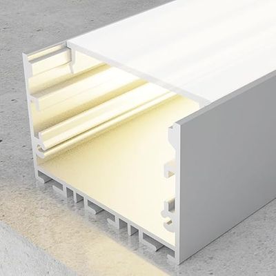 VoltShine Profilo in alluminio Sixe da 2 metri, ideale per la costruzione e il fai da te. La sua leggerezza e resistenza garantiscono durata, offrendo versatilità per arricchire i tuoi progetti